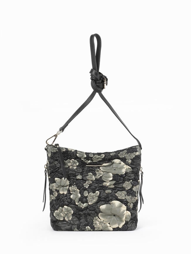 Сумка кросс-боди из мягкой кожи с объемным цветочным тиснением букле