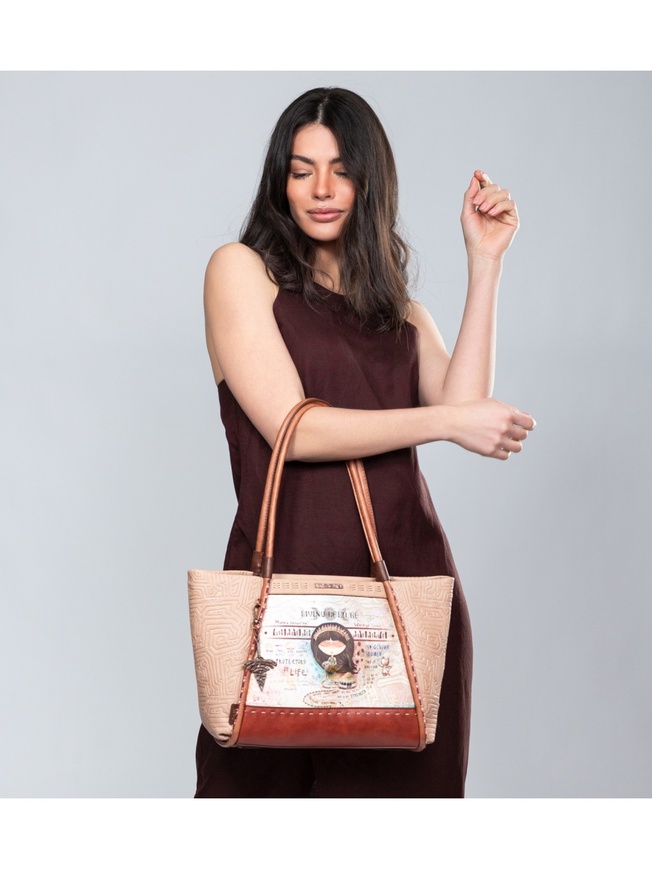 Женская сумка из коллекции 