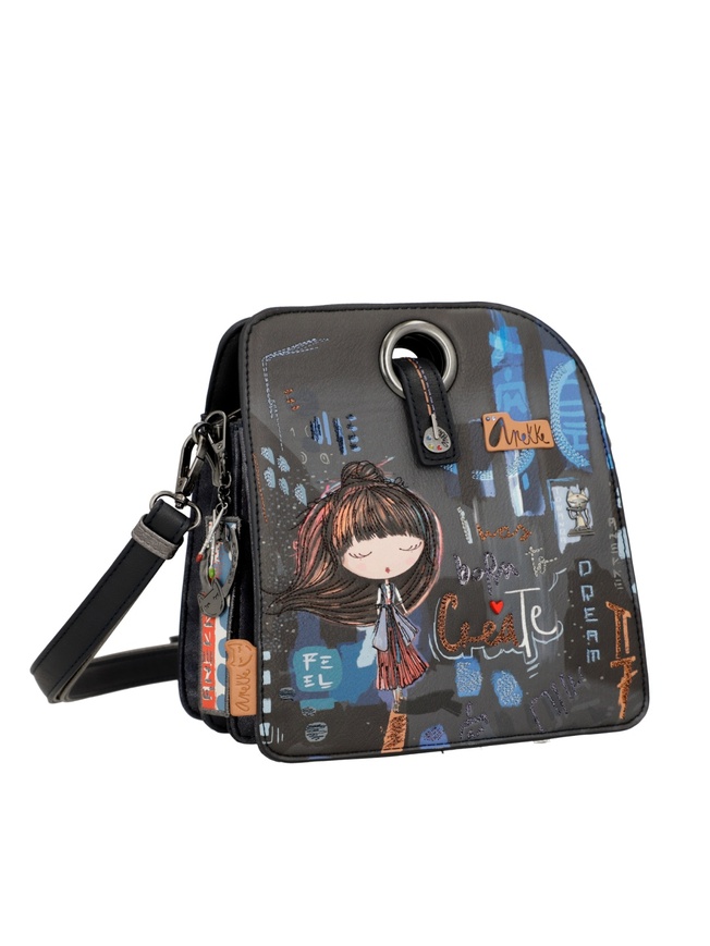 Женская сумка из коллекции 