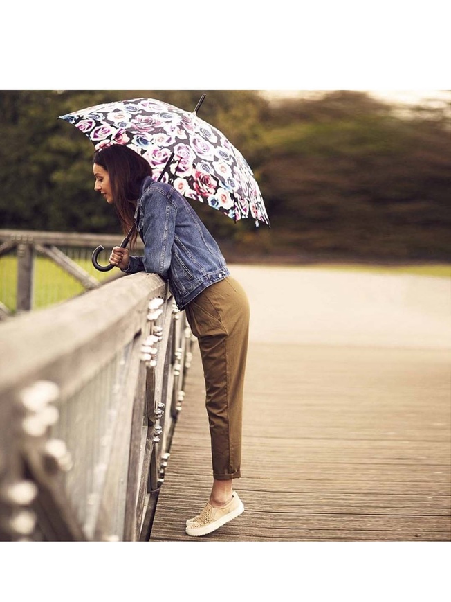 Женский зонт-трость с принтом розы из коллекции 
