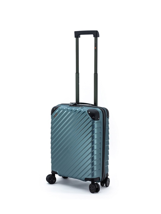 Маленький чемодан на двойных колесах из коллекции 