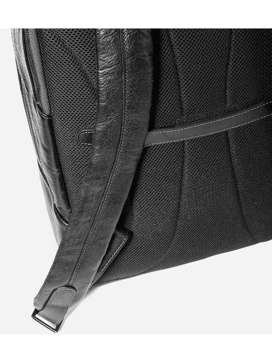 Фото Мужской городской рюкзак из натуральной кожи черного цвета Рюкзаки