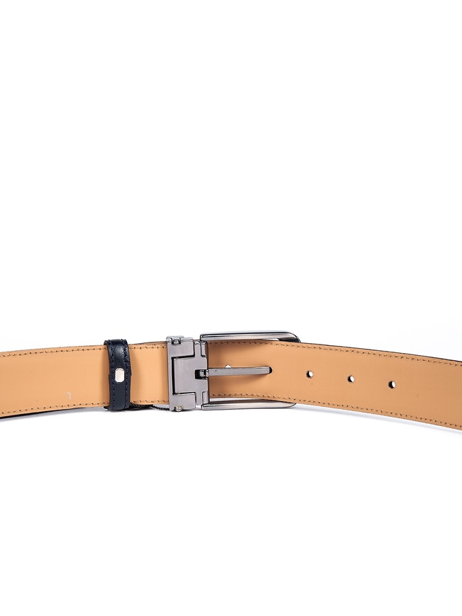 Классический мужской ремень из гладкой темно-синей кожи с матовой пряжкой