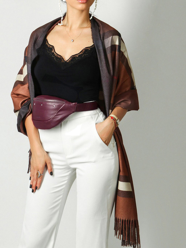 Женская сумка на пояс из мягкой кожи с декором из коллекции 