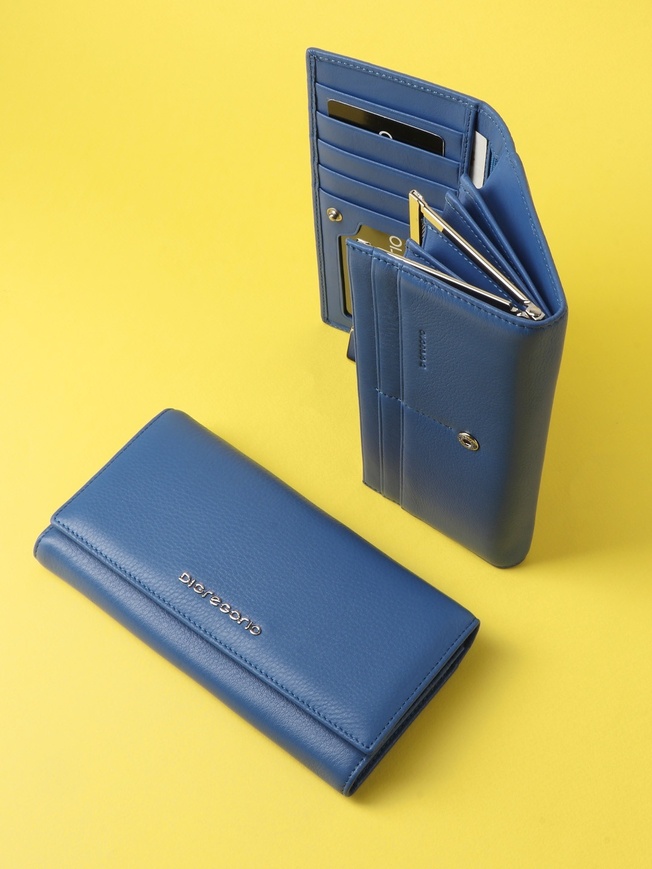 Женский кошелек из мягкой кожи с внутренним отделением для мелочи на клипсе