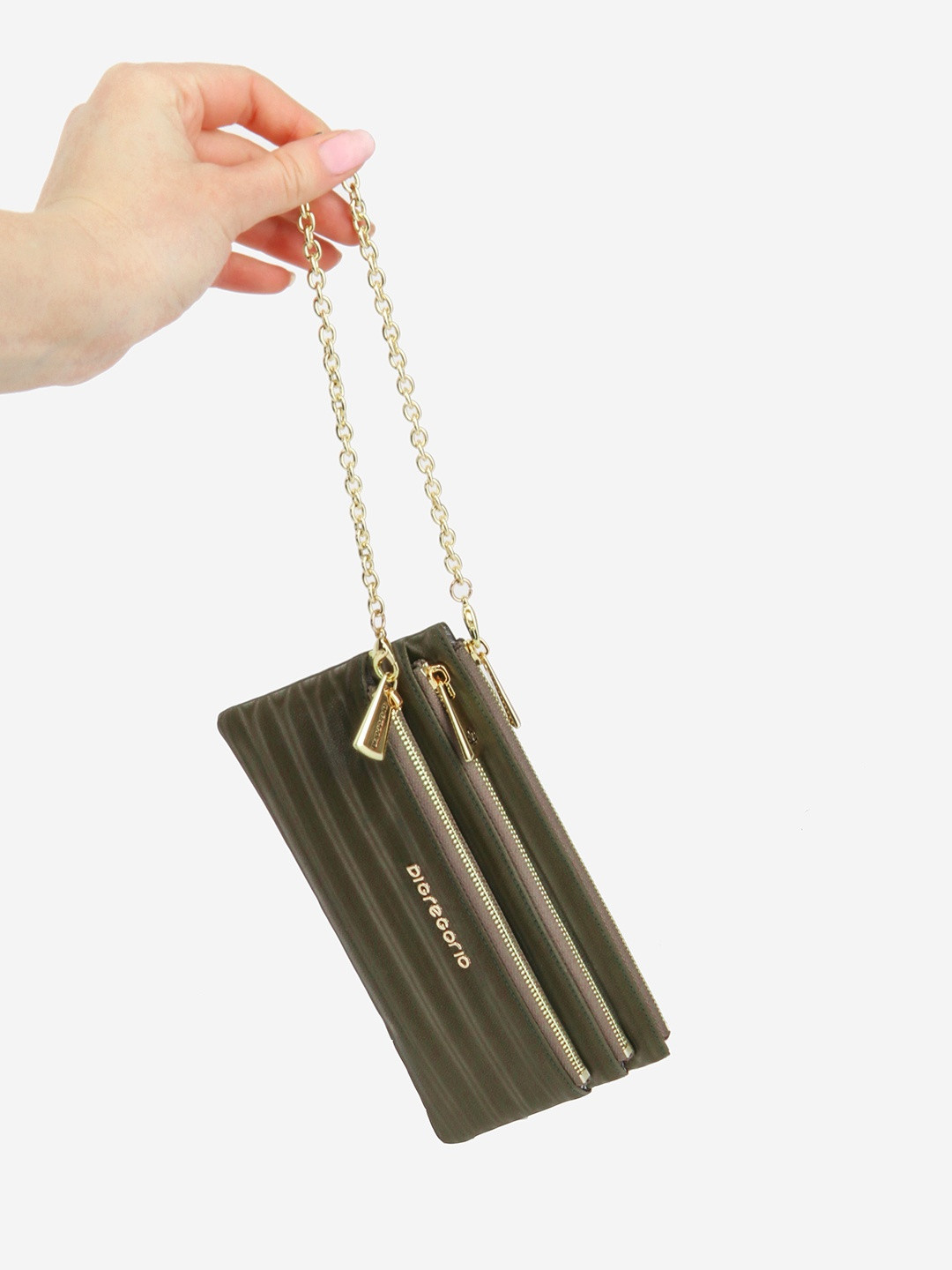 Фото Женский кошелек-клатч с выделкой под кожу ската с золотистой цепочкой-браслетом Кошельки