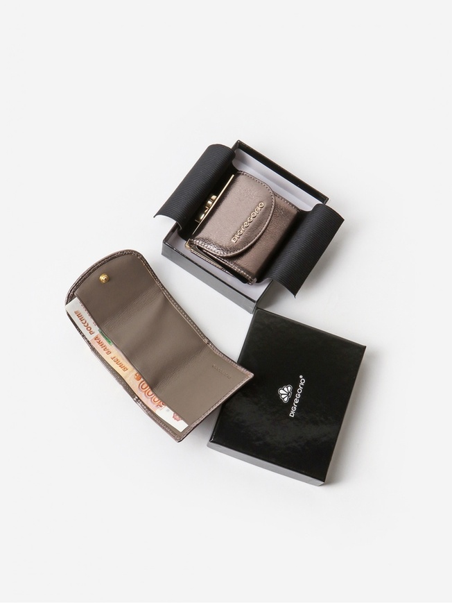 Маленький женский кошелек из металлизированной кожи с золотистым фермуаром