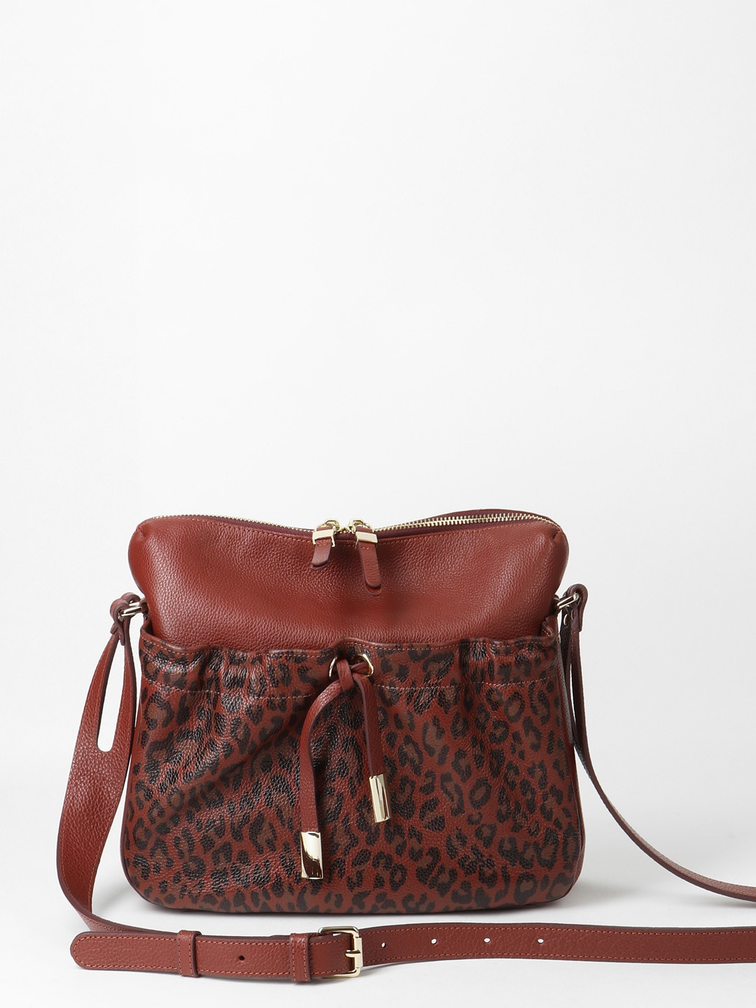 Фото Вместительная сумка кросс-боди из кожи с леопардовым принтом Сумки кросс-боди