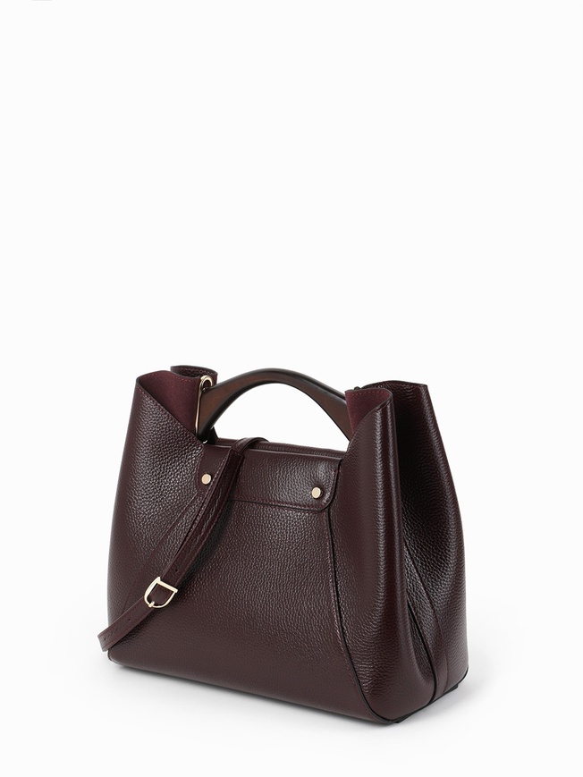 Женская кожаная сумка с деревянной ручкой