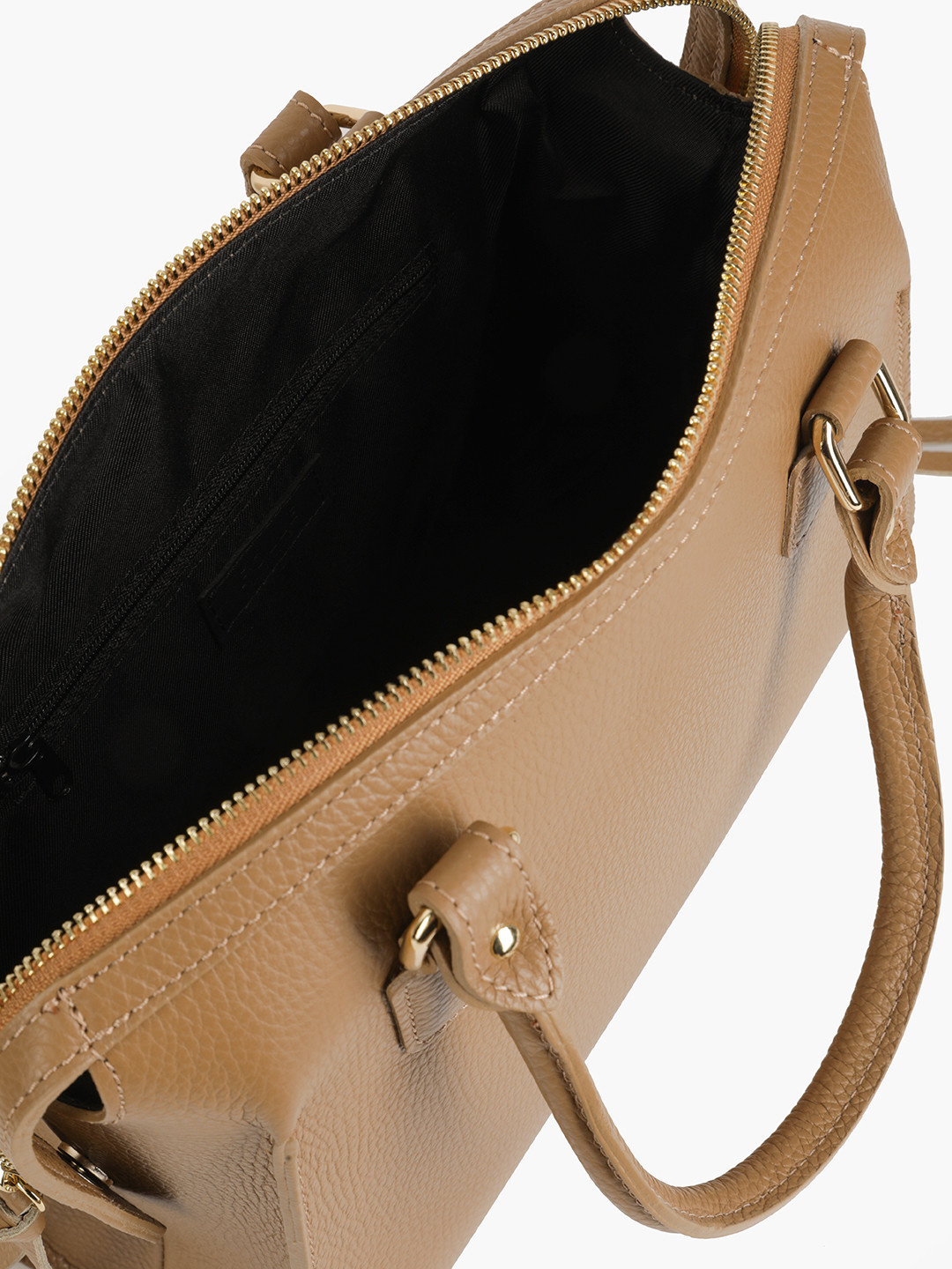 Фото Классическая сумка-тоут из плотной кожи Классические сумки